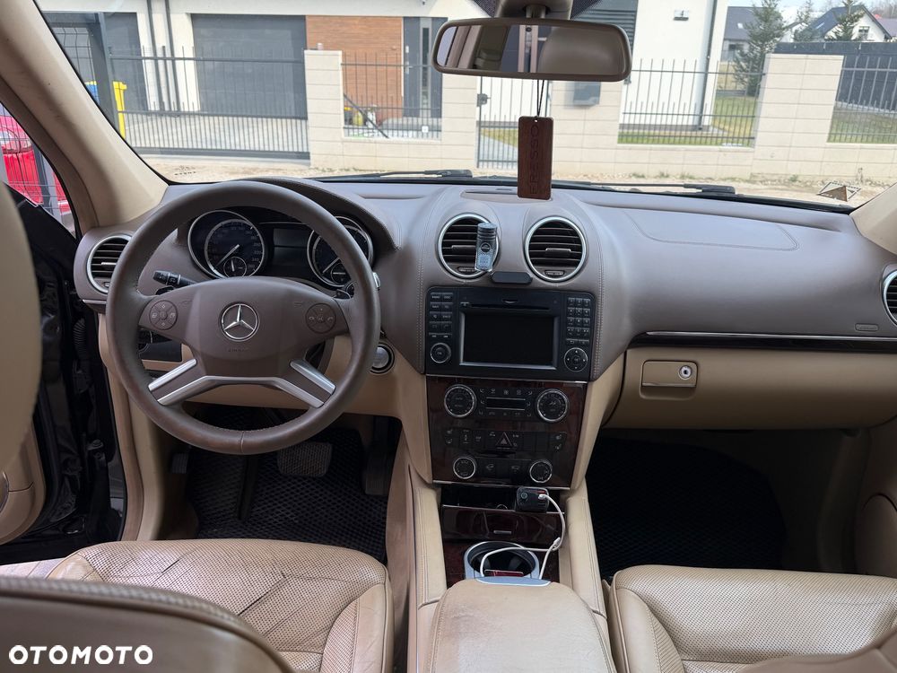 Mercedes-Benz GL 450 CDI - 13
