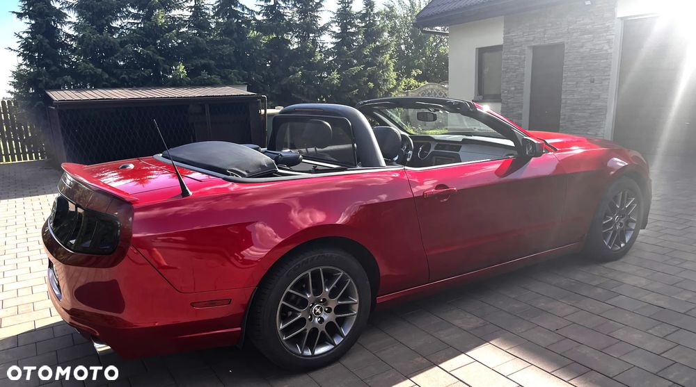 Ford Mustang 3.7 V6 Premium - 10