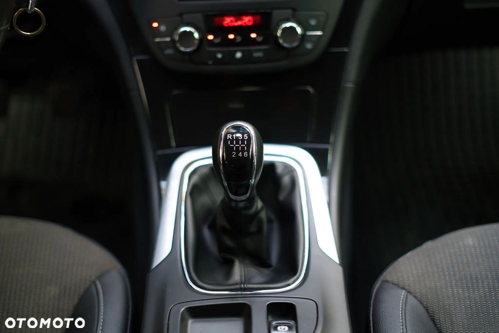Opel Insignia - 18