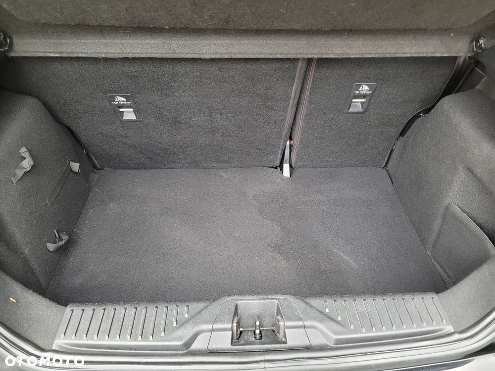 Ford Fiesta 1.1 Titanium - 20