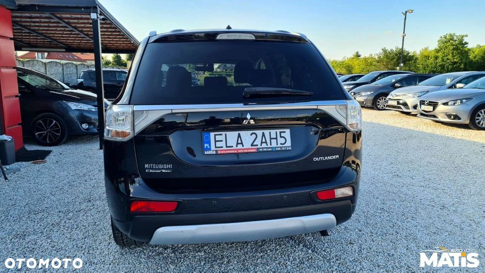 Mitsubishi Outlander - 26