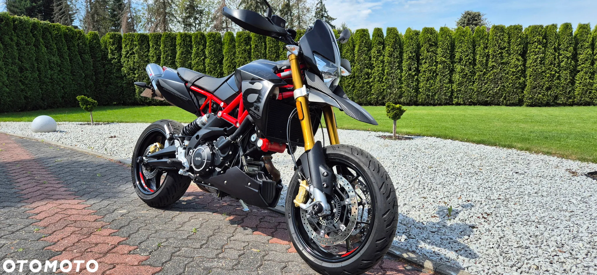 Aprilia Dorsoduro - 2