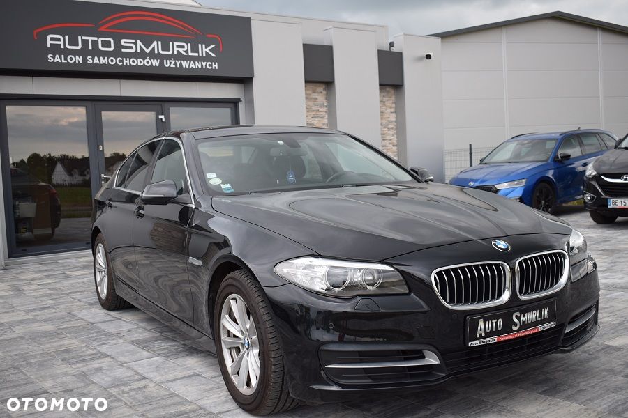 BMW Seria 5 525d Sport-Aut - 25