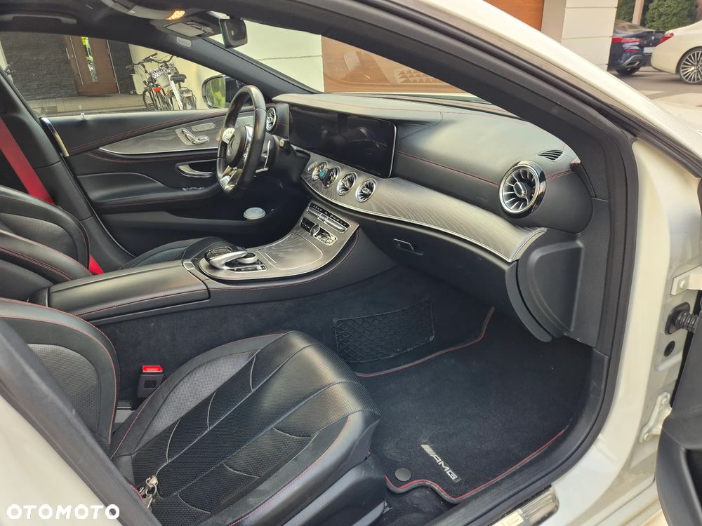Mercedes-Benz CLS - 20
