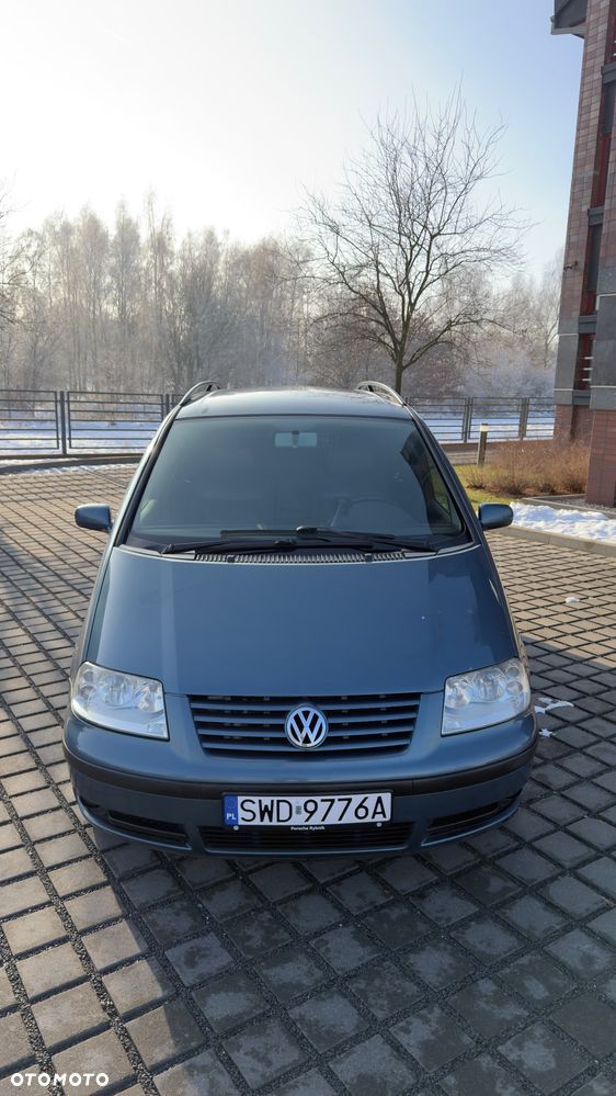 Volkswagen Sharan 1.9 TDI Exclusive Edition - 3