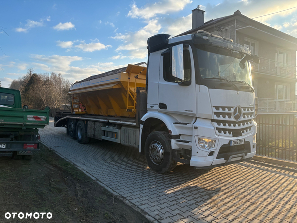 Mercedes-Benz Arocs 2535 autolaweta pomoc drogowa