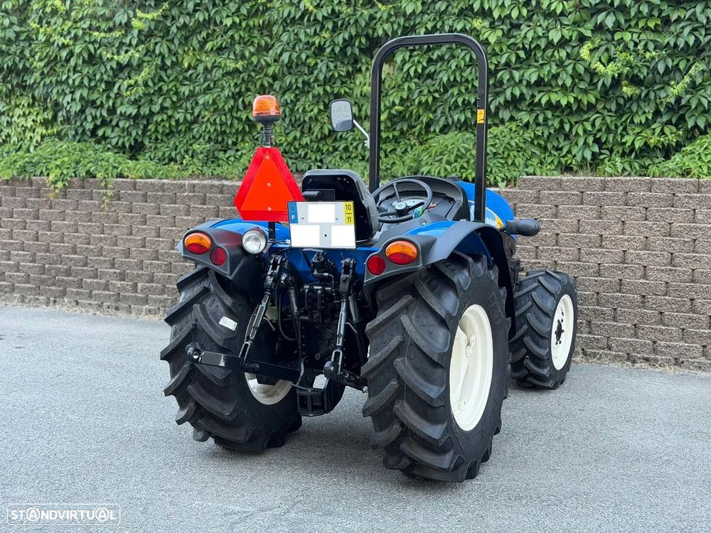 New Holland T3030 4RM - 5
