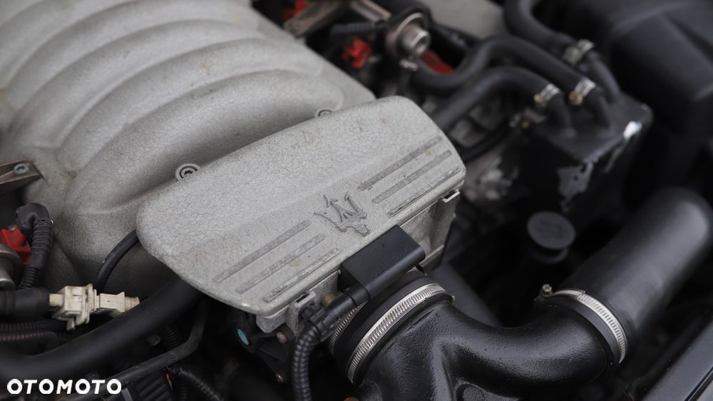 Maserati 3200 - 8