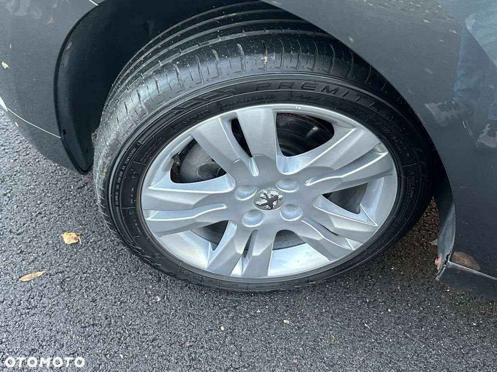 Peugeot 5008 - 22