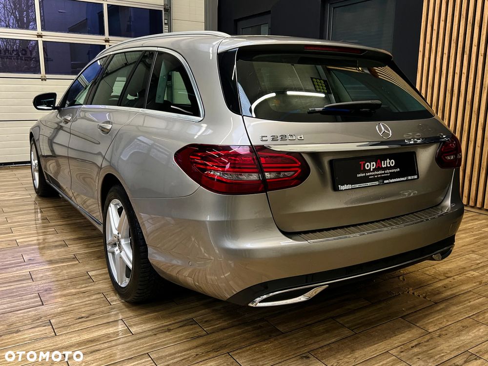 Mercedes-Benz Klasa C 220 d 9G-TRONIC - 11