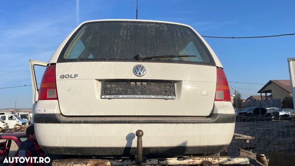 Dezmembrez Volkswagen Golf 1.6 Benzina BCB - 3
