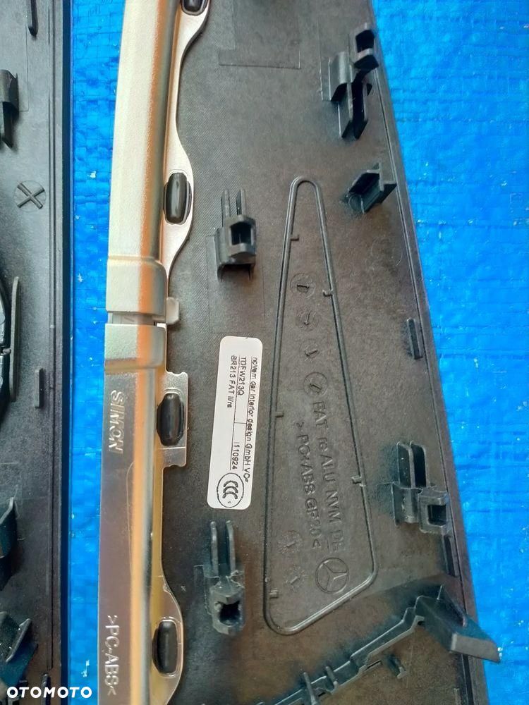 Mercedes W213 AMG Dekor Dekory BURMESTER Listwa Konsoli Drzwi Listwy Ozdobne AMBIENT - 21