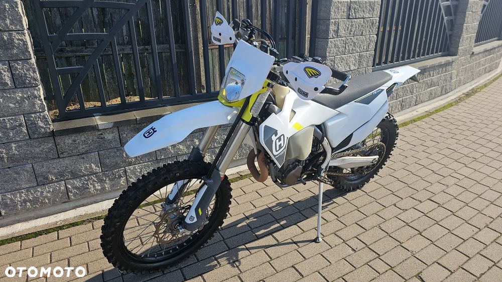 Husqvarna FE - 4