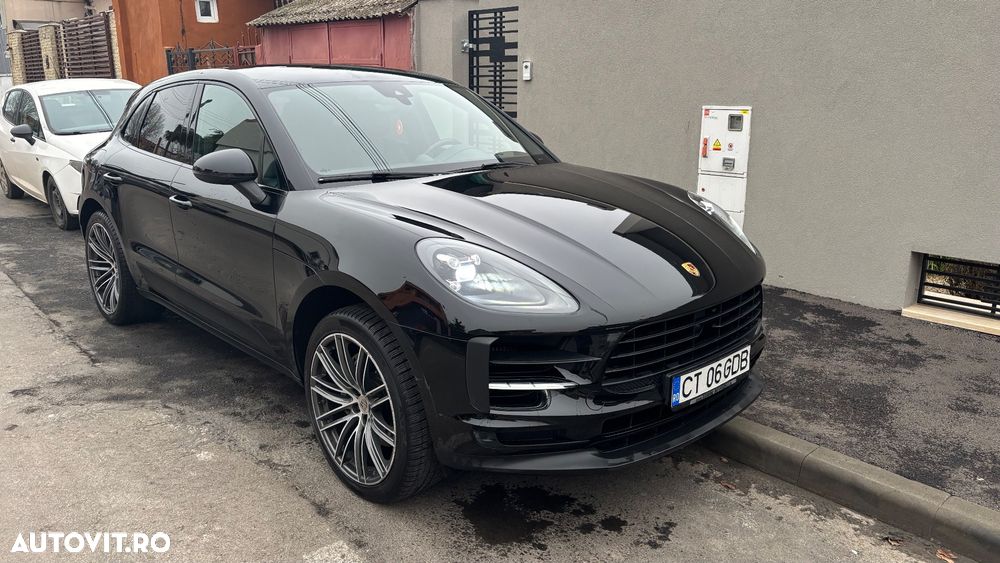 Porsche Macan - 2