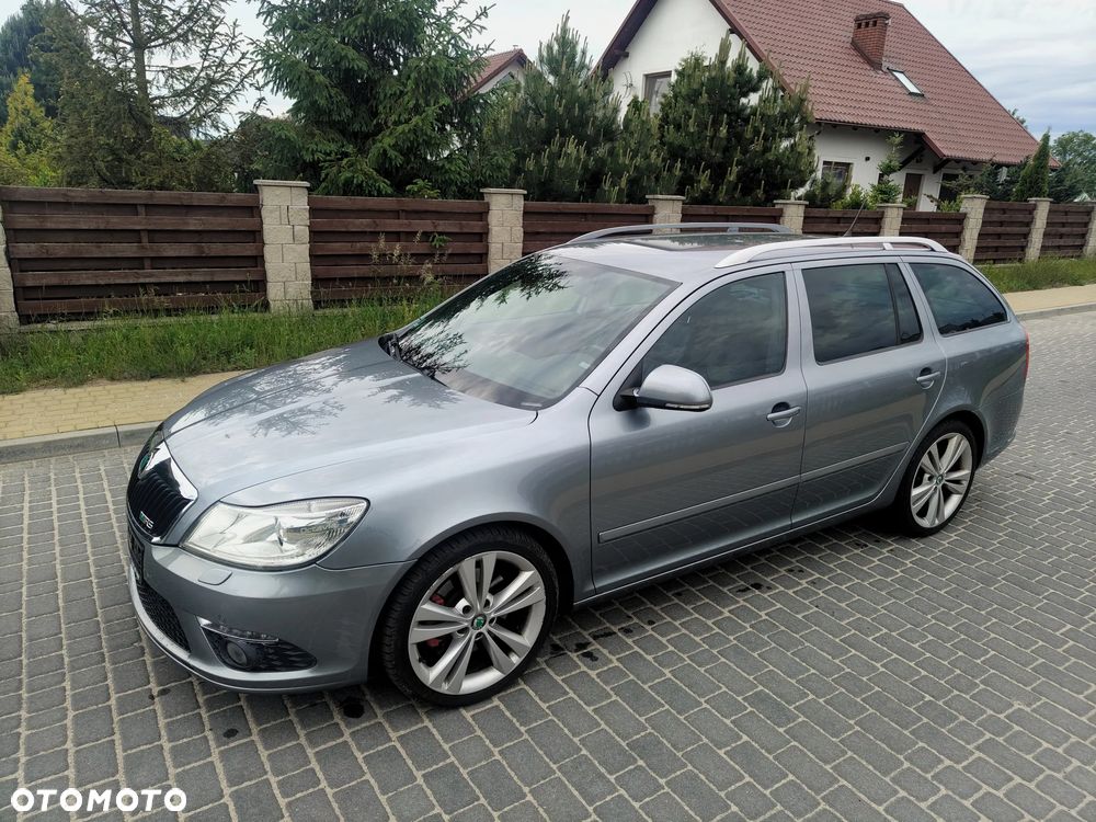 Skoda Octavia 2.0 TSI RS - 7