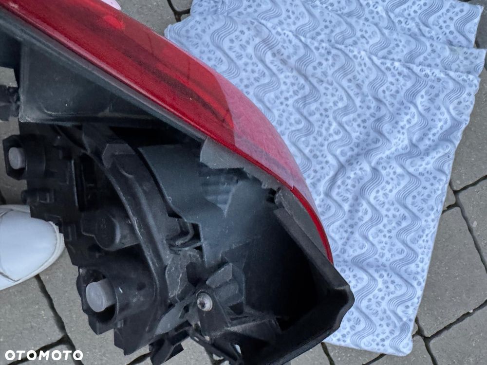 BMW F20 F21 LAMPA PRAWA PRAWY TYL - 7