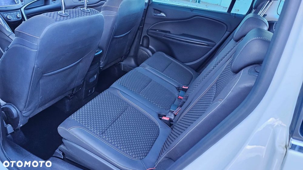 Opel Zafira Tourer 1.4 Turbo Automatik Sport - 16