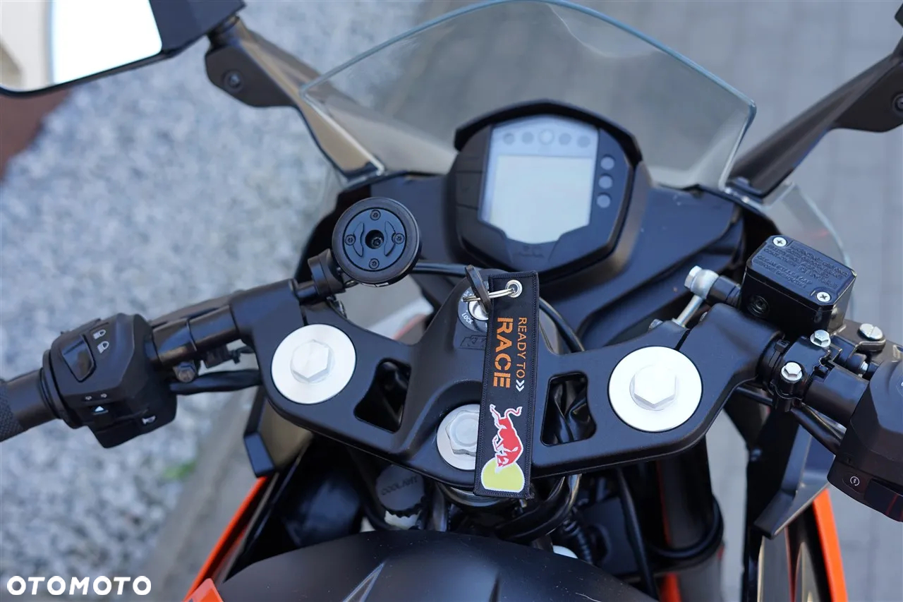 KTM RC 125 - 18