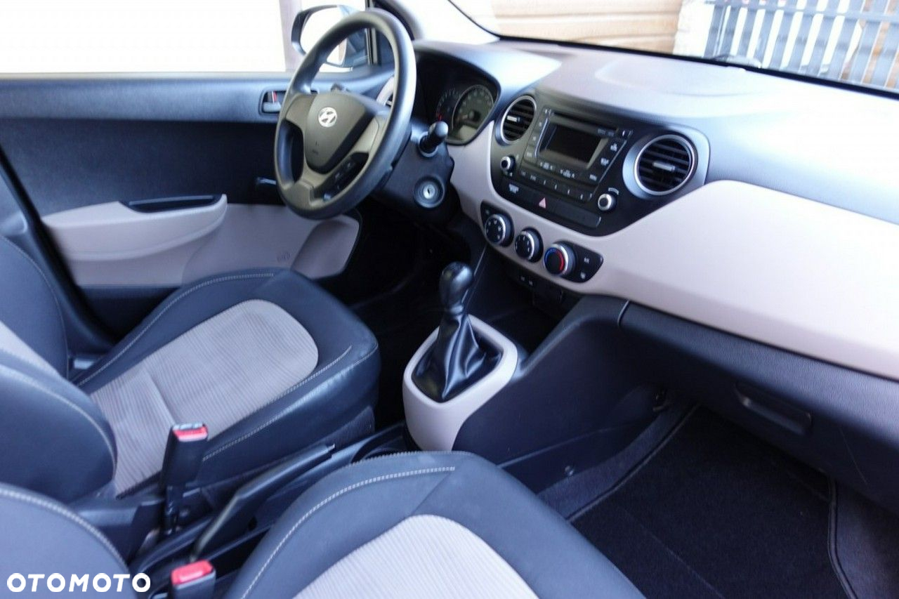 Hyundai i10 - 12