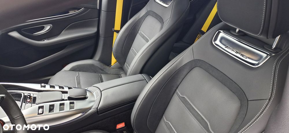 Mercedes-Benz AMG GT 53 4Matic+ 4D Speedshift TCT 9G - 16