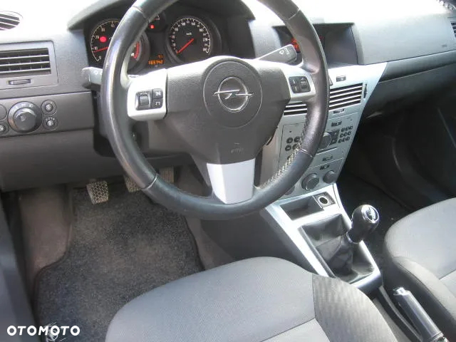 Opel Astra III 1.6 EU5 - 12