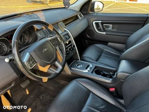 Land Rover Discovery Sport 2.0 TD4 HSE - 3