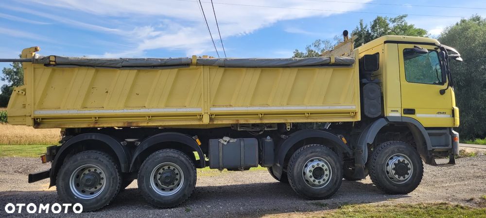 Mercedes-Benz Actros - 4