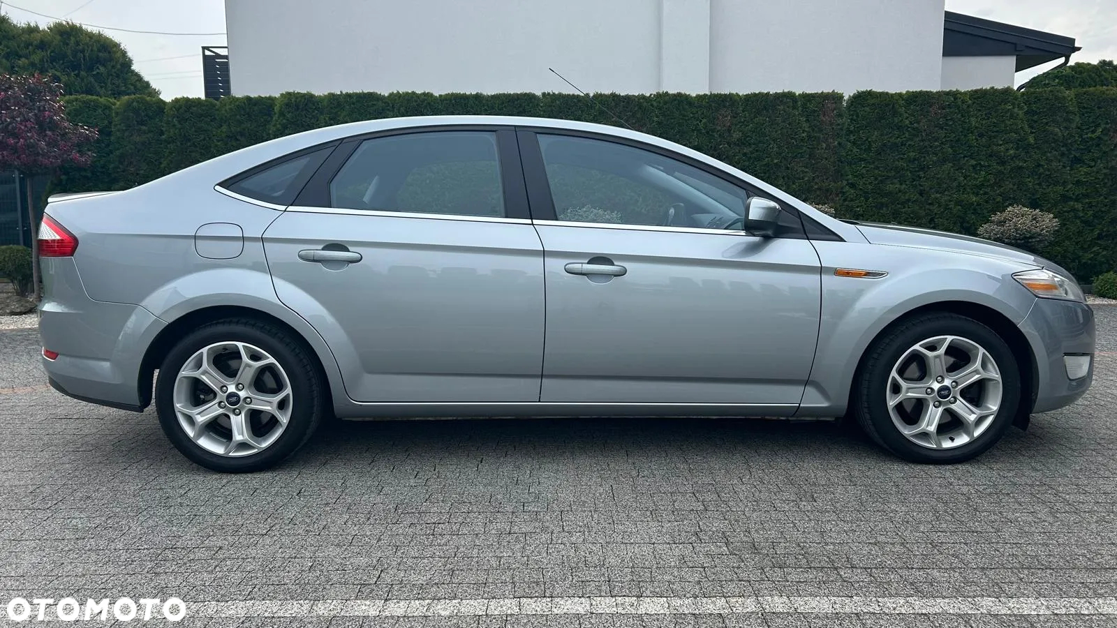 Ford Mondeo 2.0 Ghia Executive - 3