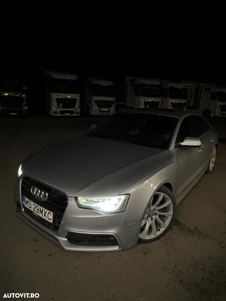 Audi A5 Coupé 2.0 TDI - 11