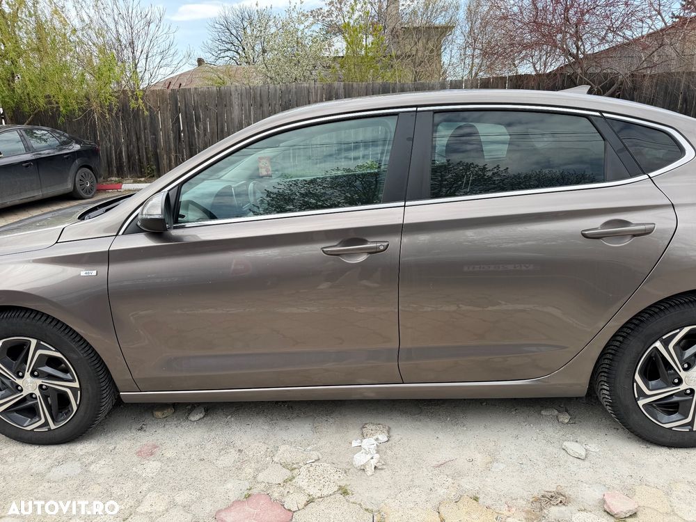 Hyundai i30 1.5 T-GDI MHEV 160CP Highway - 5