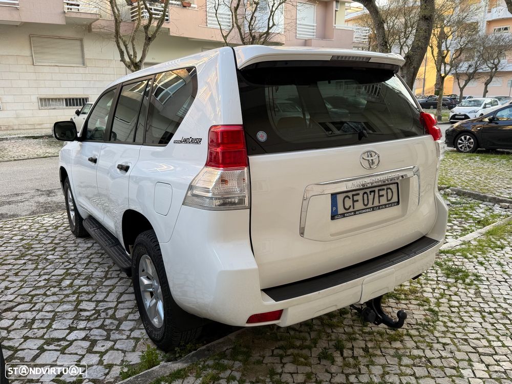 Toyota Land Cruiser Prado - 2