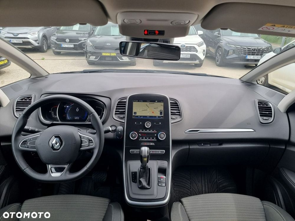 Renault Grand Scenic - 15