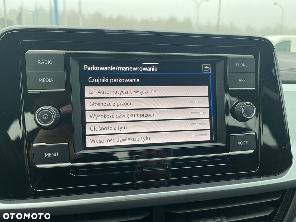 Volkswagen T-Roc - 36