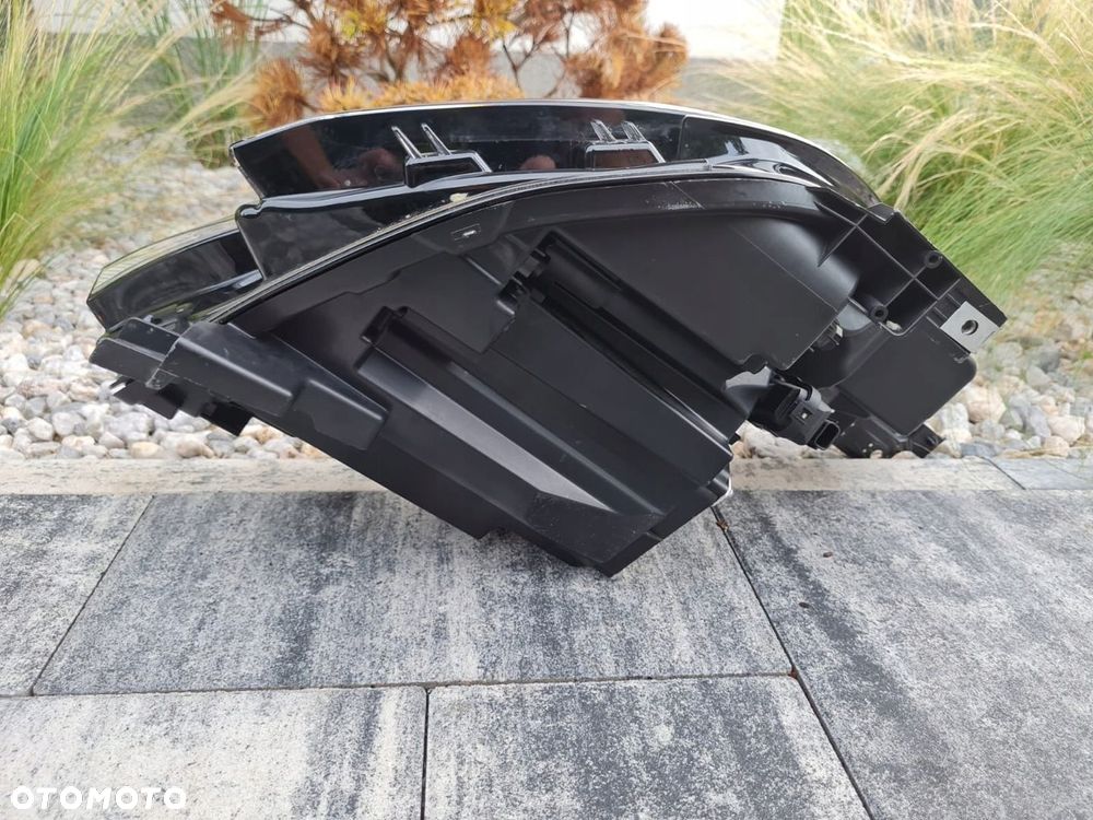 RENAULT CAPTUR II Kompletna Lampa lewa przód Full Led 260608054R - 9