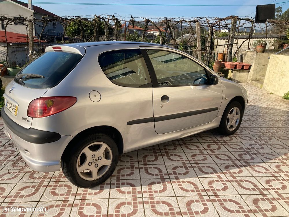 Peugeot 206 - 4