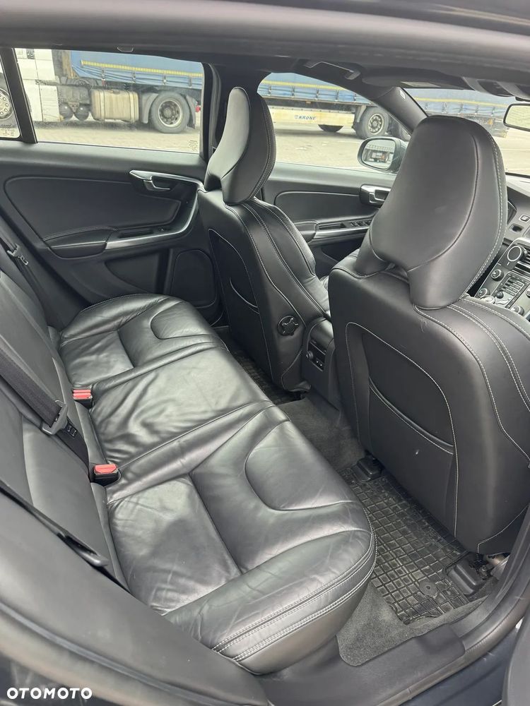 Volvo V60 - 14
