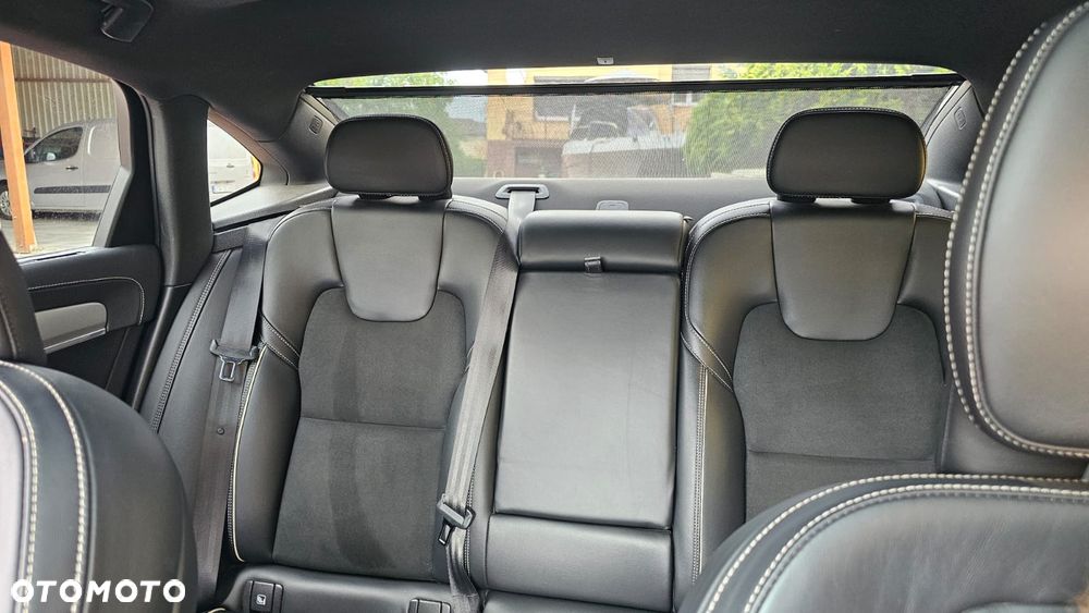 Volvo S90 B5 D AWD R-Design - 8