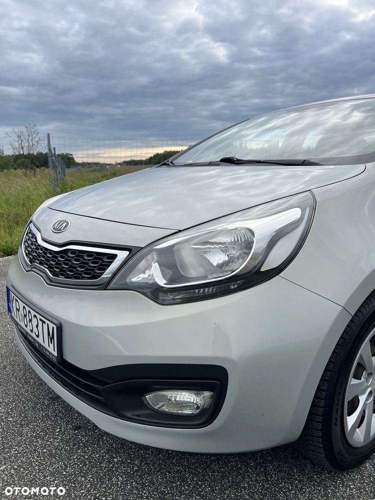 Kia Rio - 9