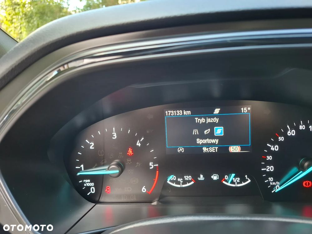 Ford Focus 2.0 EcoBlue STart-Stopp-System ST-LINE - 21