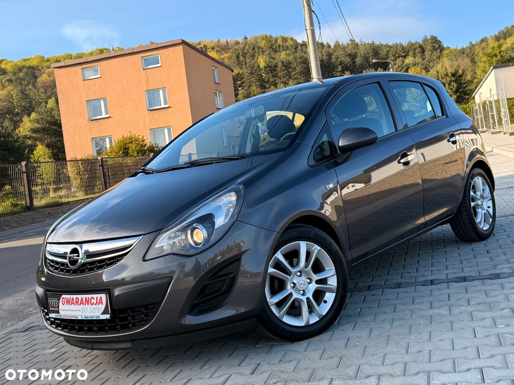Opel Corsa 1.4 16V Cosmo - 3