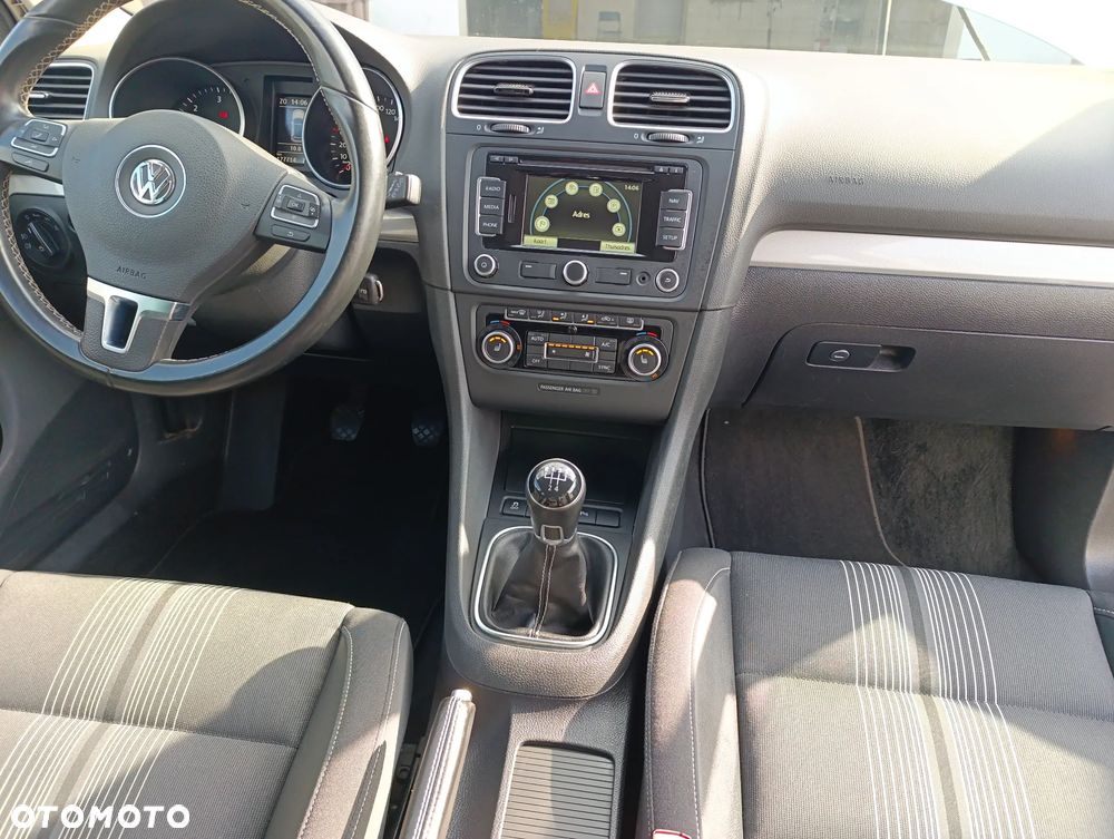 Volkswagen Golf 1.6 TDI DPF BlueMotion Technology MATCH - 2