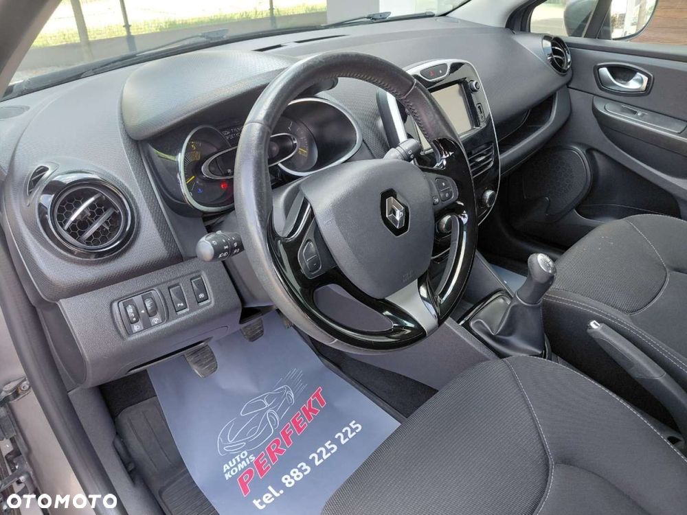 Renault Clio - 11