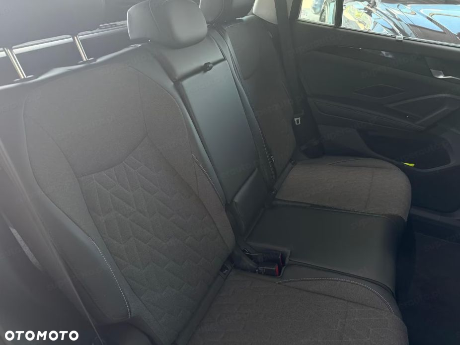 Volkswagen Tayron 2.0 TSI Life Plus DSG - 9