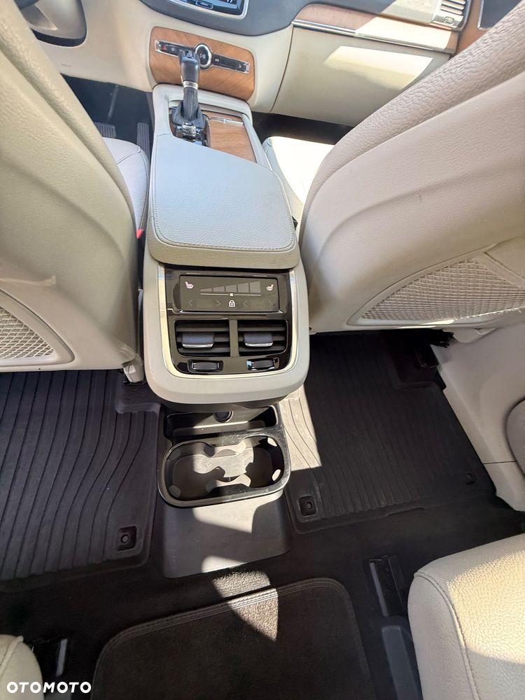 Volvo XC 90 T6 AWD Momentum - 13
