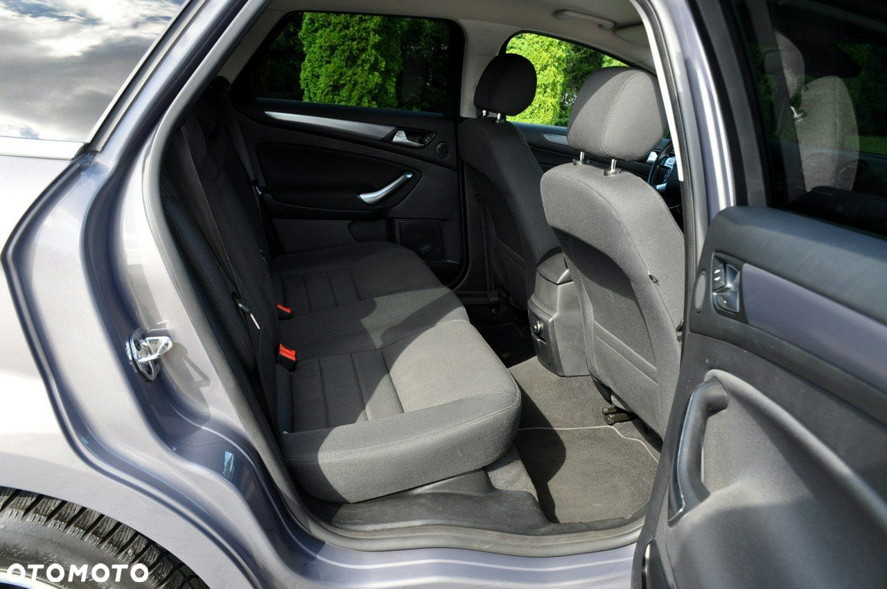 Ford Mondeo - 20