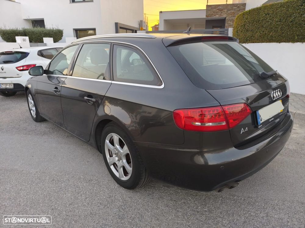 Audi A4 Avant 2.0 TDI Advance - 5