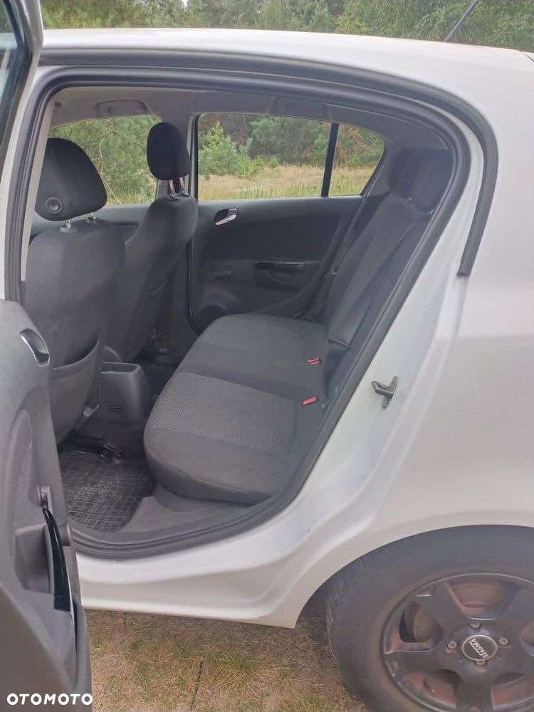 Opel Corsa - 11