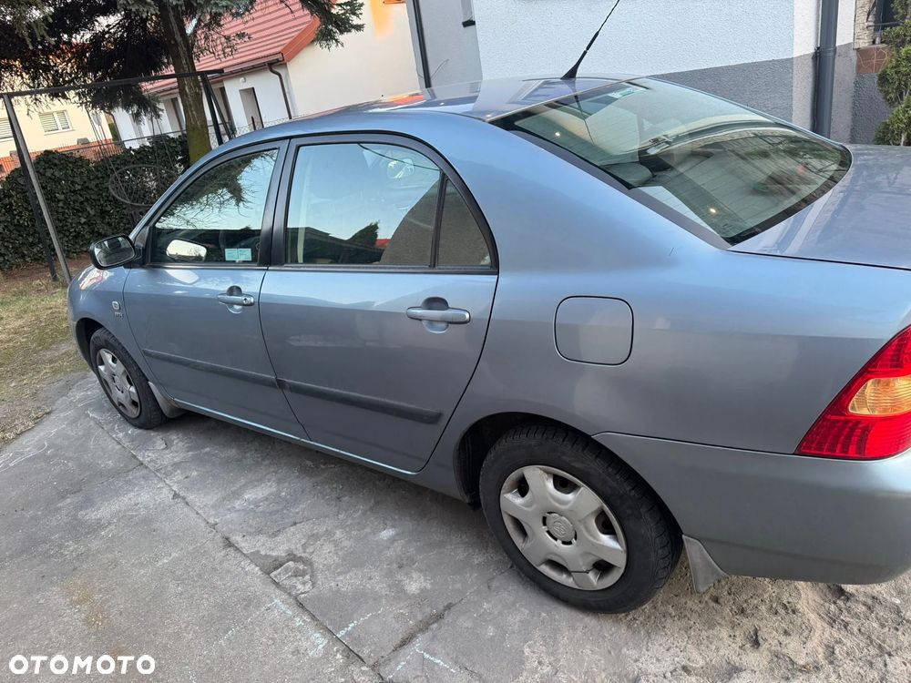 Toyota Corolla 1.4 VVT-i Base - 4