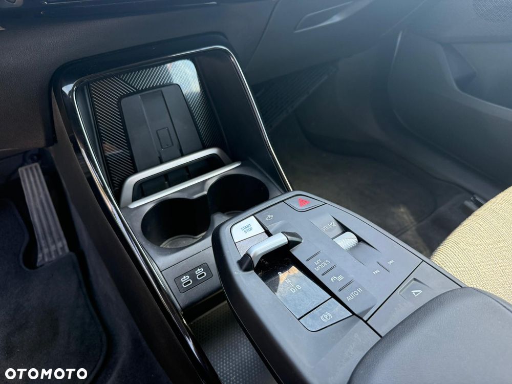 BMW iX1 eDrive20 66.5kWh - 21