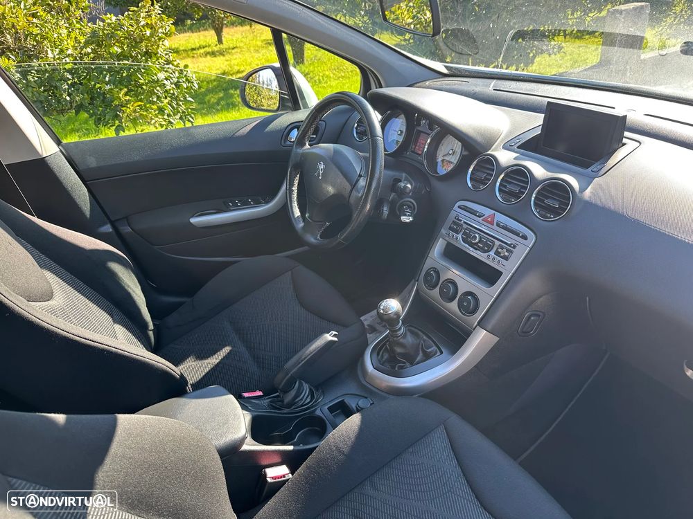 Peugeot 308 SW 1.6 HDi Sport CVM6 - 36